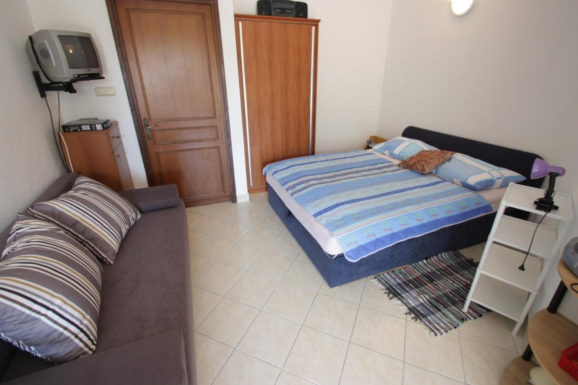 Apartma Kostrencic *